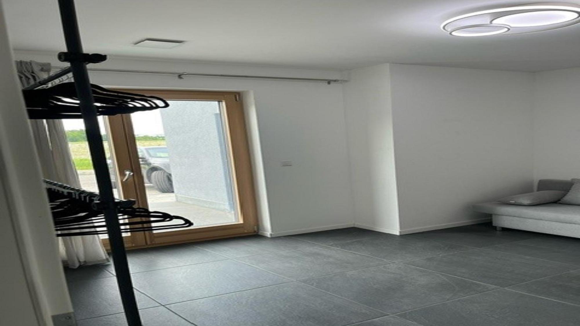 Moderne Ferienwohnung Sonnenbuehl Singen Bagian luar foto